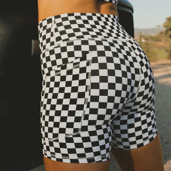 SALTY HONEY COMMIT SHORTS CHECKERED NEW SIZE SMALL WITH POCKETS BLACK WHITE - Picture 2 of 8